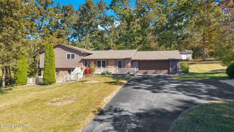 947 Lawnville Rd, Kingston, TN 37763 - #2