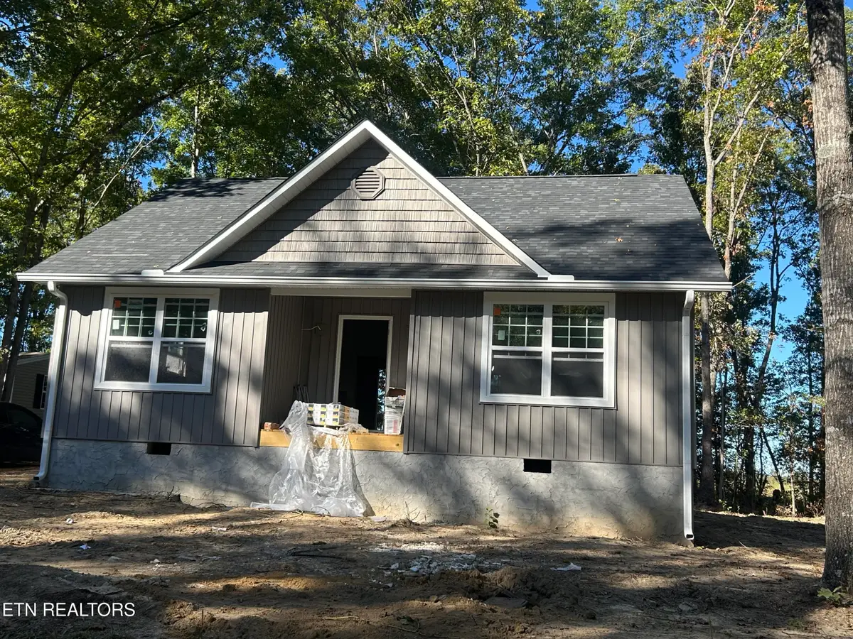 154 George Young Rd Rd, Jamestown, TN 38556 - #1