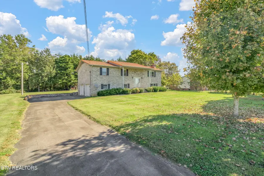 8408 Graceland Rd, Corryton, TN 37721 - #2