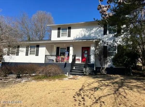 10117 Oak Creek Lane, Knoxville, TN 37932