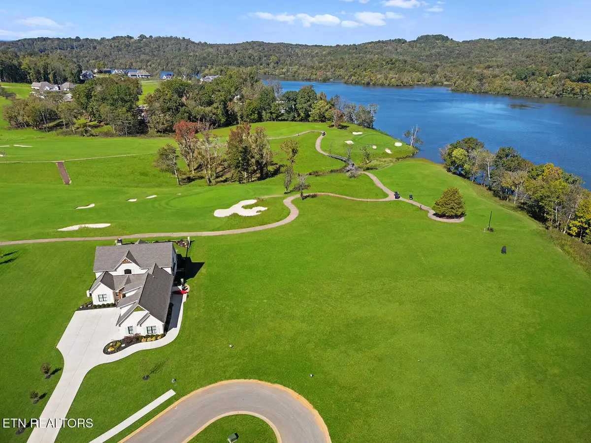 5319 Old Club Rd, Loudon, TN 37774 - #1