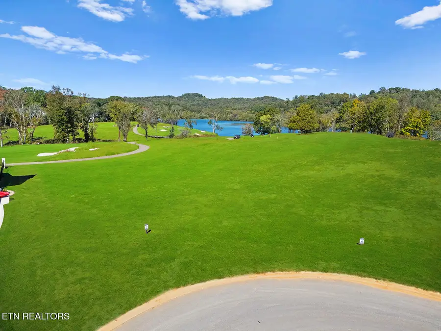 5319 Old Club Rd, Loudon, TN 37774 - #2