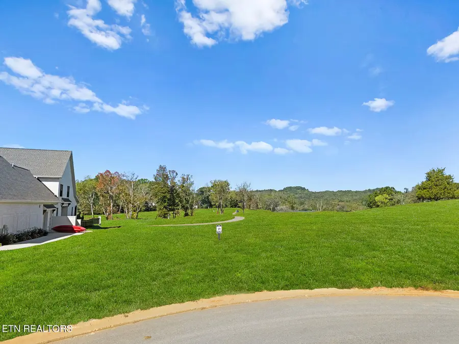 5319 Old Club Rd, Loudon, TN 37774 - #3