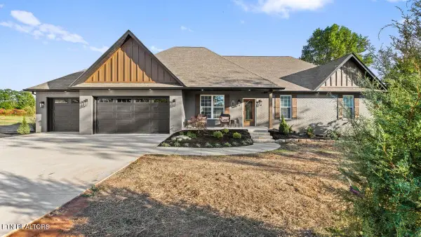 411 Peterson Lane, Maryville, TN 37803