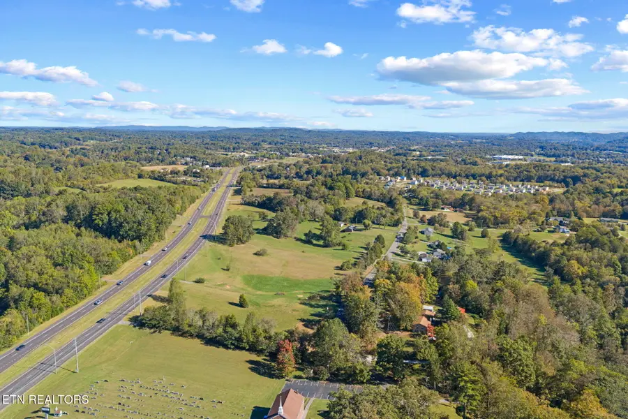 Sinking Springs Rd, Clinton, TN 37716 - #2