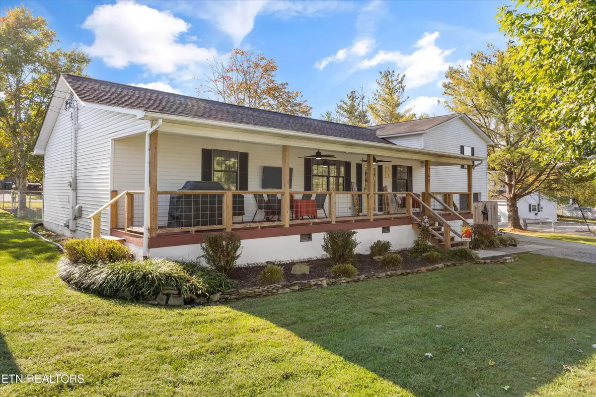 140 Ruth St, Corryton, TN 37721 - #1