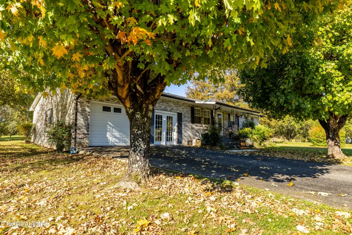 114 Verdun Rd, Oneida, TN 37841 - #1