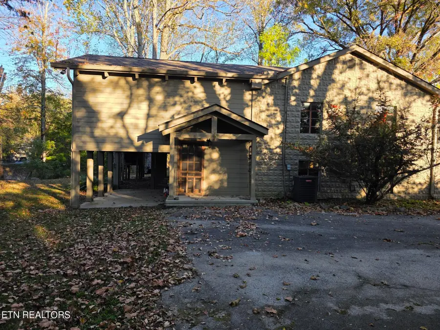 8229 E Lamar Alexander Pkwy, Townsend, TN 37882 - #3