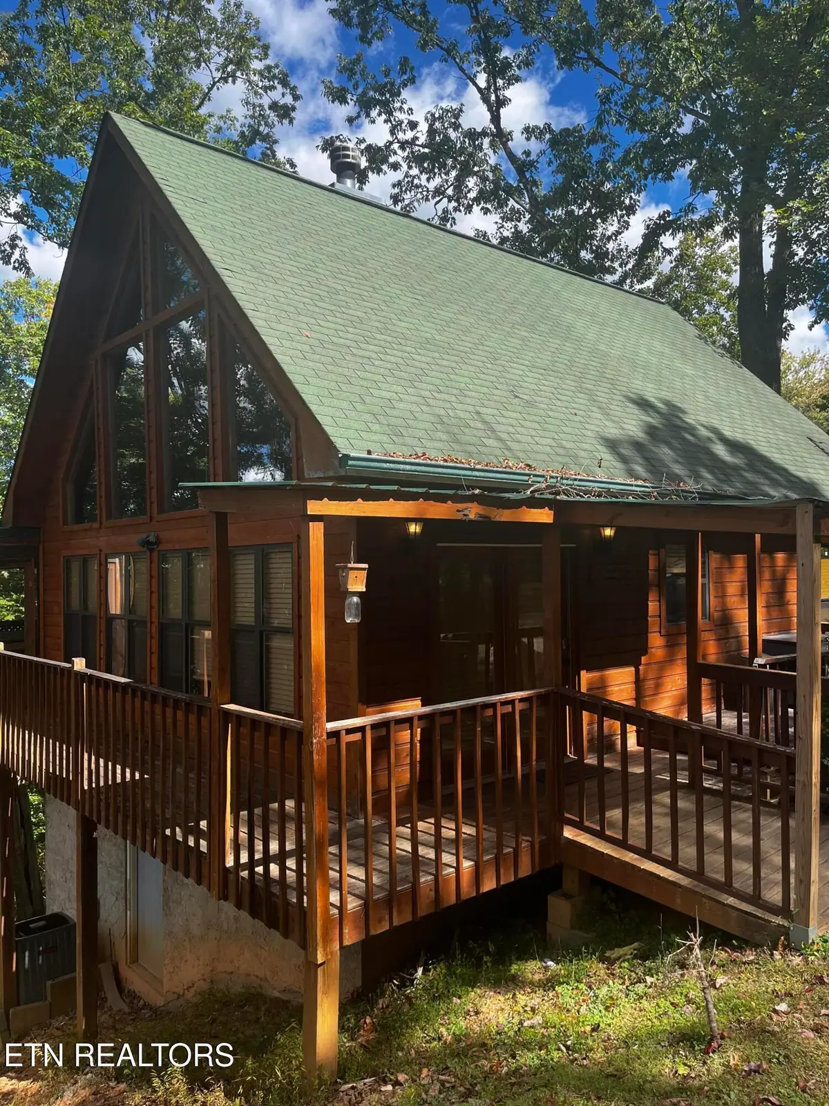 1724 N Dogwood Lane, Sevierville, TN 37876 - #1