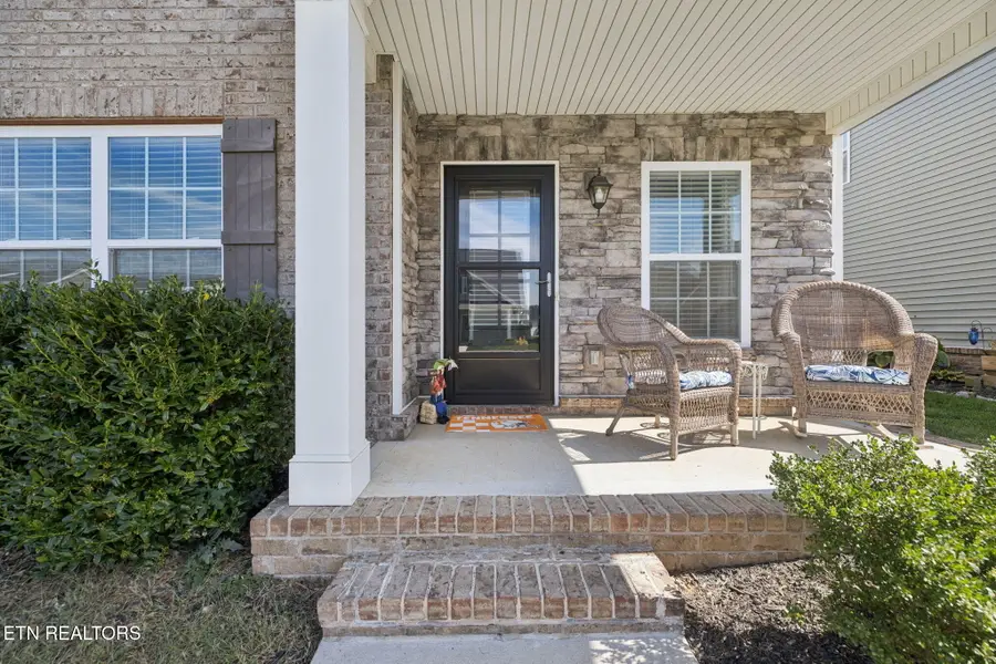 106 E Elderberry St, Oak Ridge, TN 37830 - #3