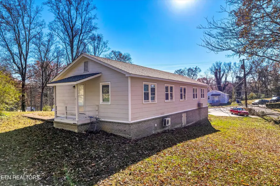 558/560 W Outer Drive, Oak Ridge, TN 37830 - #2