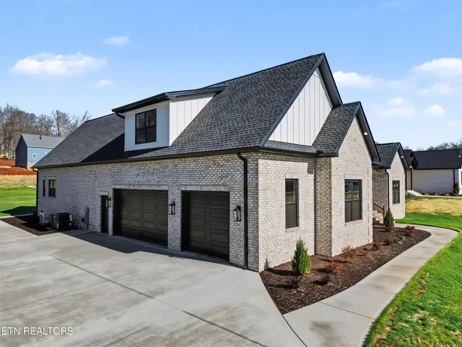 5918 John Drive, Greenback, TN 37742 - #3