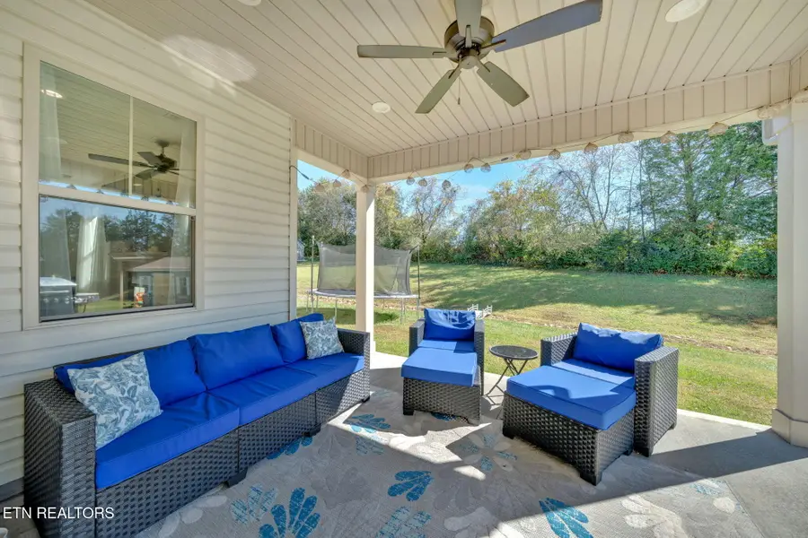 9332 Gabrielle Rd, Strawberry Plains, TN 37871 - #3