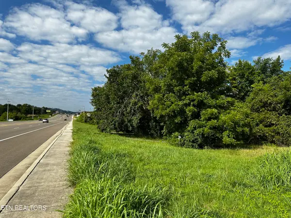 7555 Maynardville Pike, Knoxville, TN 37938