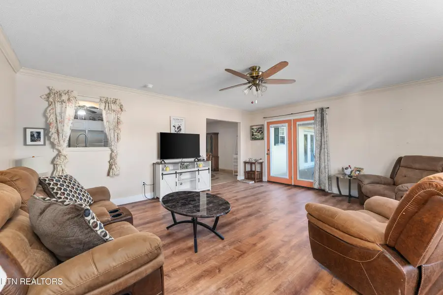 218 Christin Drive, Clinton, TN 37716 - #2