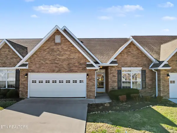 229 River Garden Court, Sevierville, TN 37862