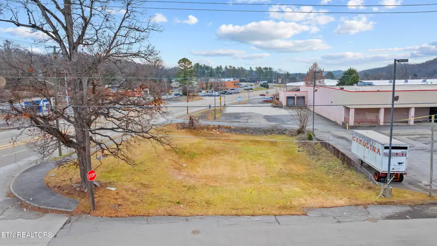 4300 Asheville Hwy, Knoxville, TN 37914 - #2