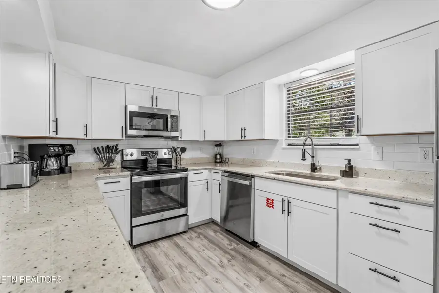 2218 Red Bank Circle, Sevierville, TN 37876 - #3