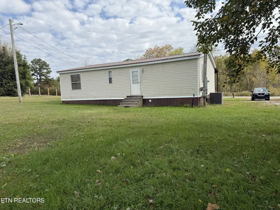 152 Woodlawn Drive, Jamestown, TN 38556 - #2