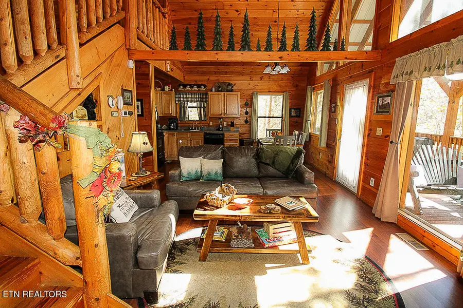 2015 Bird Ridge Rd, Sevierville, TN 37876 - #2