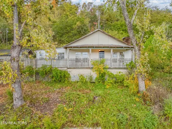 2519 Maples Branch Rd, Sevierville, TN 37876