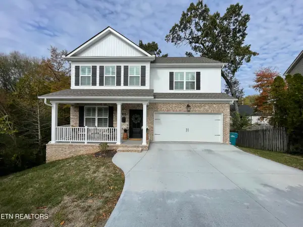 1204 Emerald Forest Ln Lane, Powell, TN 37849