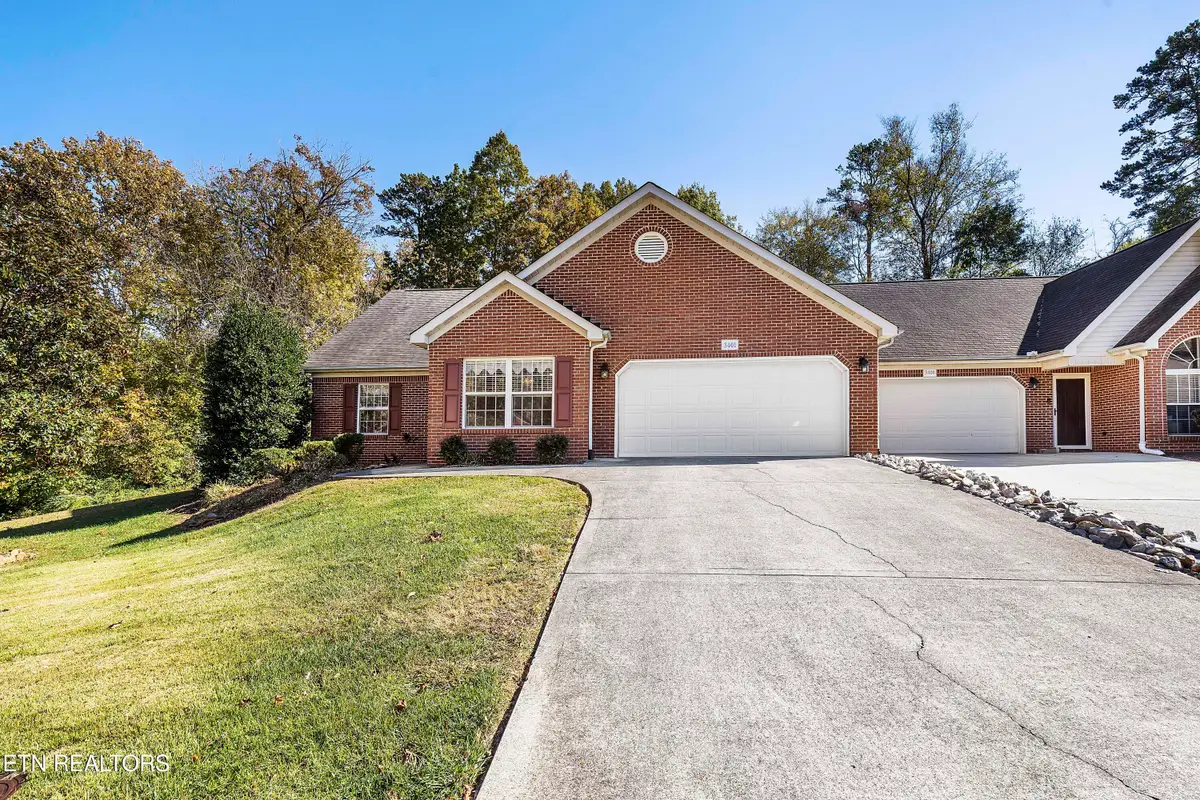 3401 Brookmoor Lane, Knoxville, TN 37920 - #1