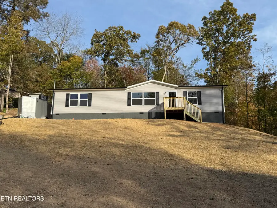 112 Clear Springs Rd, Harriman, TN 37748 - #2