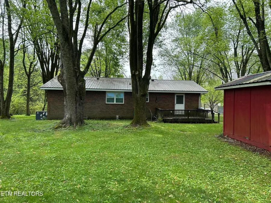 131 Oak Hill Drive, Jamestown, TN 38556 - #2