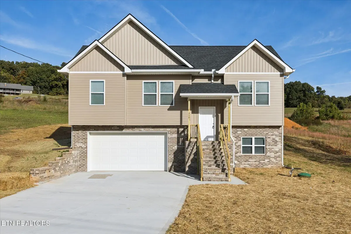 428 Mcguire Rd, New Market, TN 37820 - #1