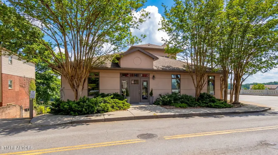 620 W Hill Ave, Knoxville, TN 37902 - #3