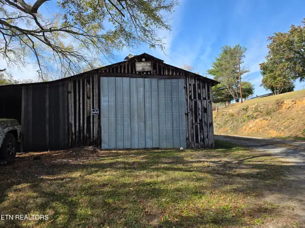 385 Shelton Rd, Newport, TN 37821