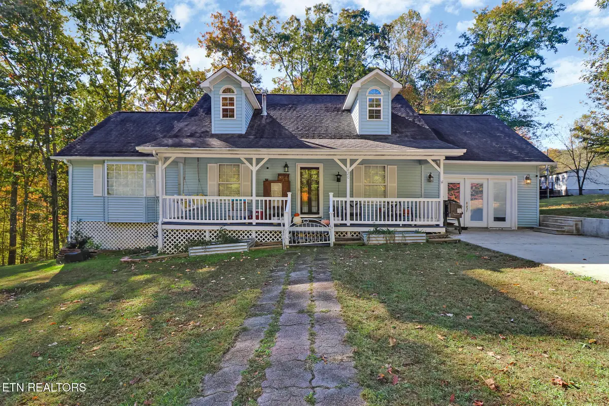 820 Sandcut Rd, Oneida, TN 37841 - #1