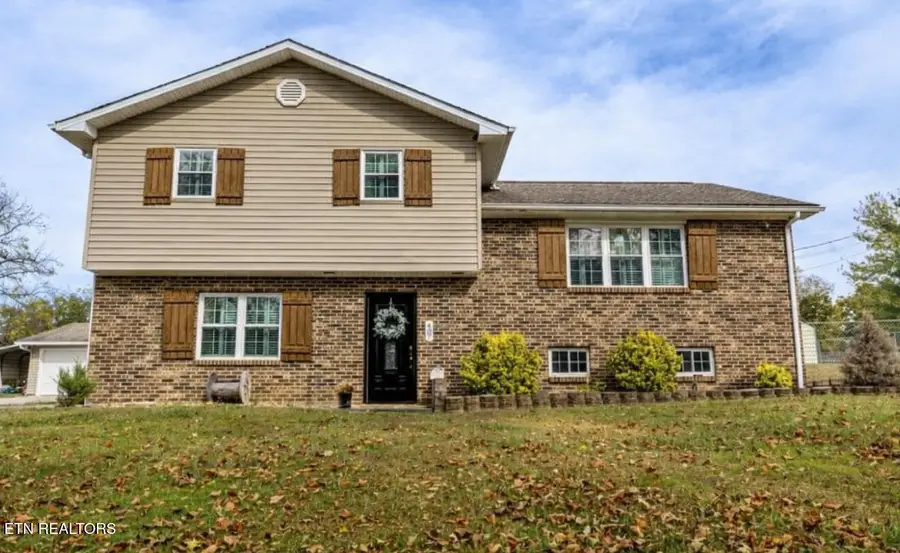 407 Mcteer Rd, Greenback, TN 37742 - #2