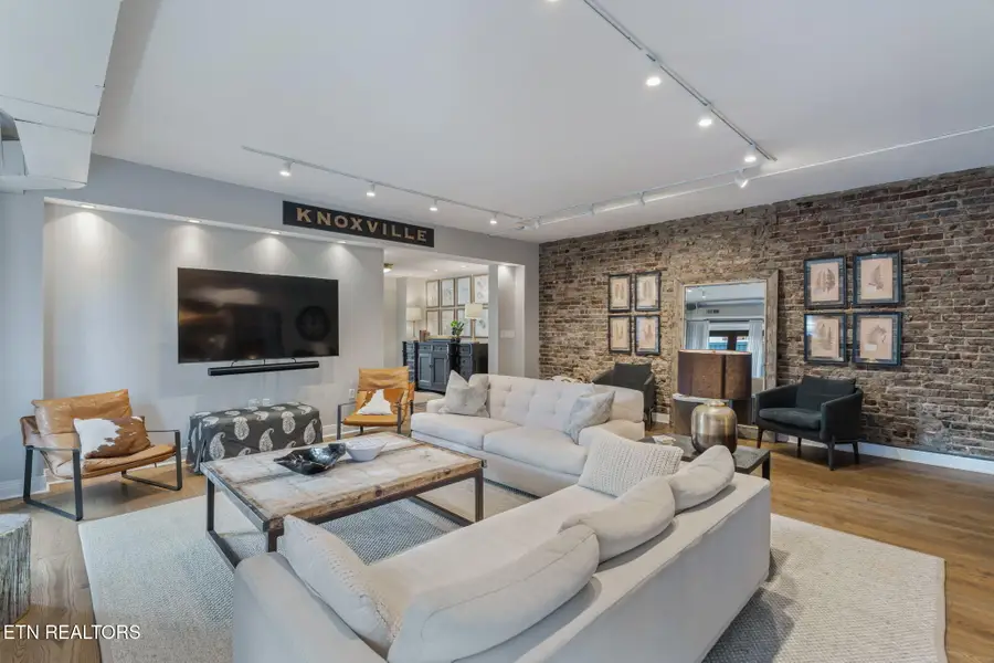 304 S Gay St, Knoxville, TN 37902 - #3