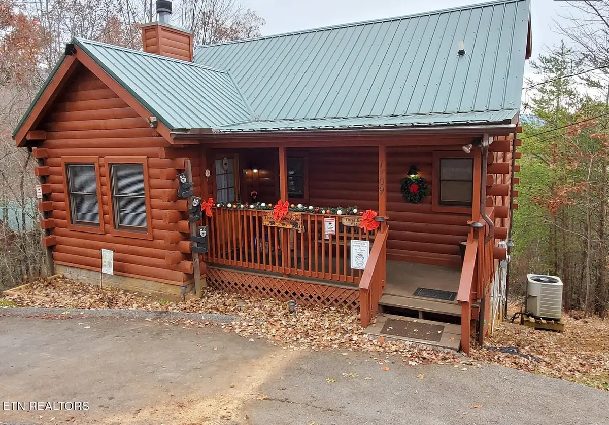 1709 Parkway View Court, Sevierville, TN 37876 - #1