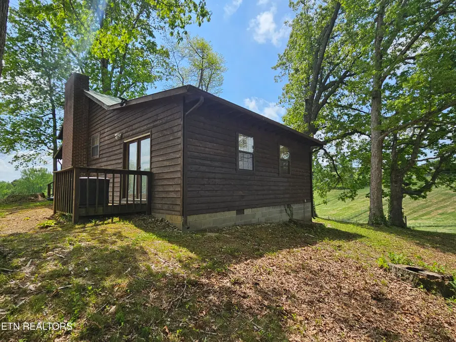 728 Essary Rd, Tazewell, TN 37879 - #3