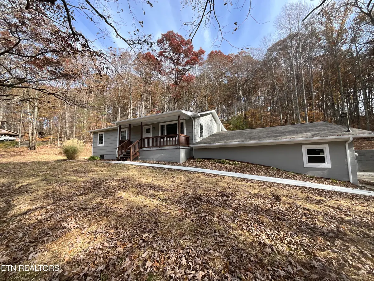 7516 Wood Rd, Corryton, TN 37721 - #1