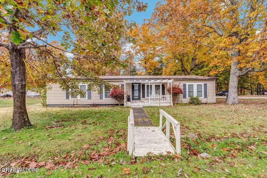 313 Rugby Rd, Crossville, TN 38558 - #2