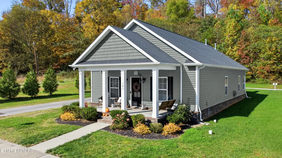 101 W Rarity Ridge Parkway, Oak Ridge, TN 37830 - #1