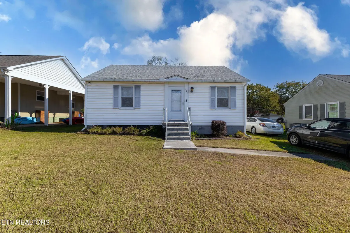 109 Lee Drive, Lenoir City, TN 37771 - #1