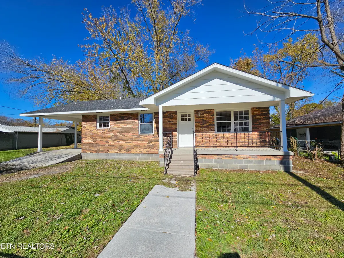 114 Rochester Ave, Middlesboro, KY 40965 - #1