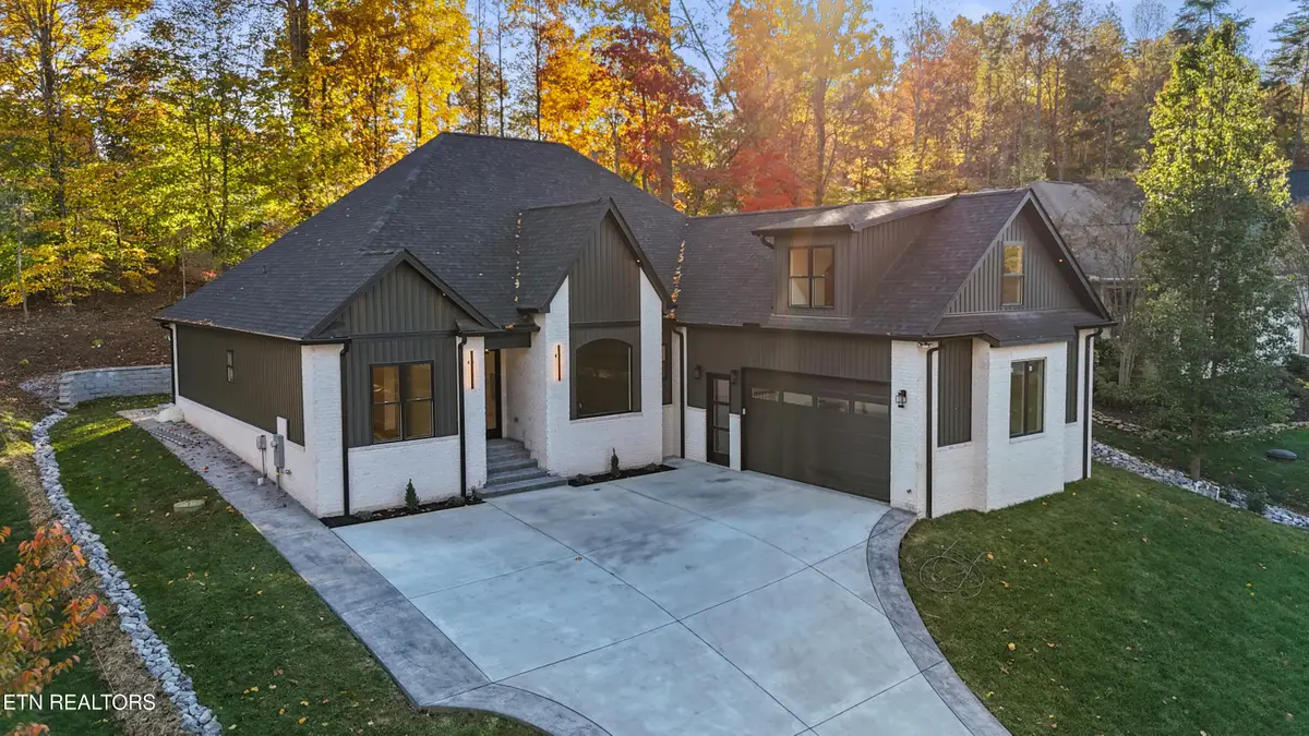 176 Saligugi Way, Loudon, TN 37774 - #1