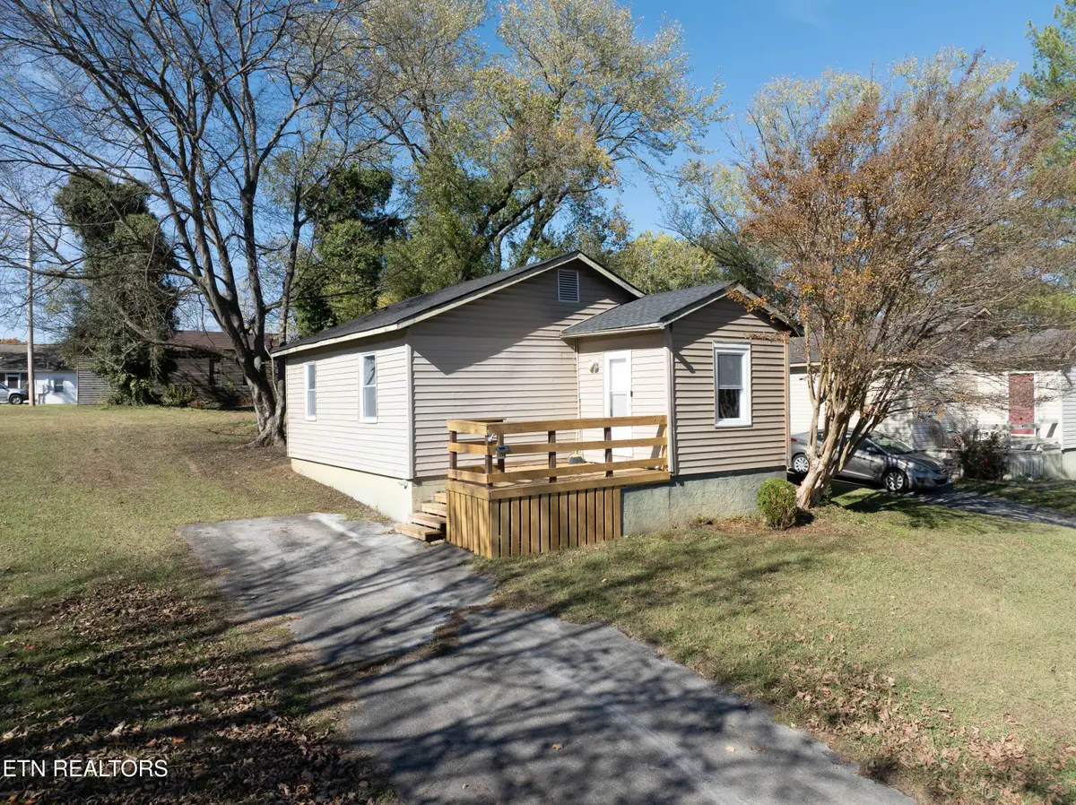 1509 Madison Ave, Maryville, TN 37804 - #1