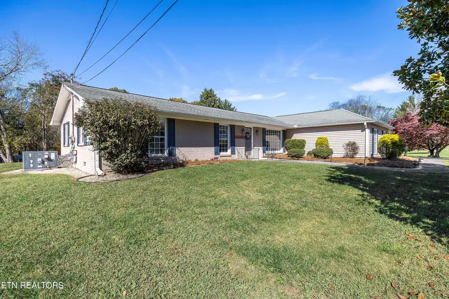 1882 Calloway Circle, Lenoir City, TN 37772 - #3