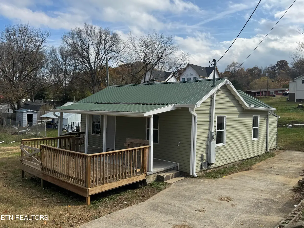 915 Drive D, Knoxville, TN 37920 - #1