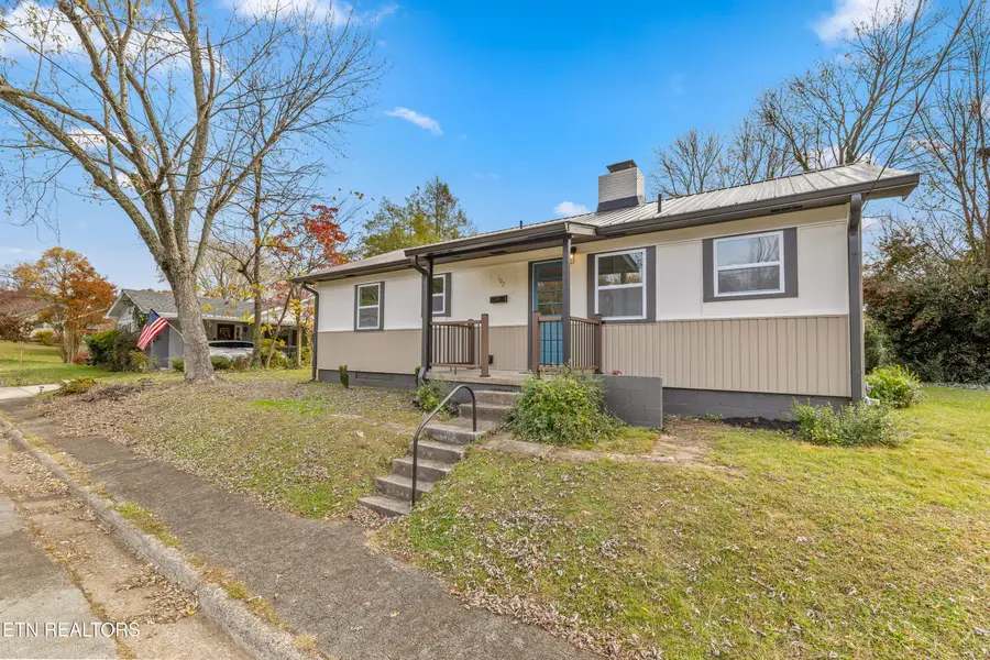 107 W Newcomb Rd, Oak Ridge, TN 37830 - #2