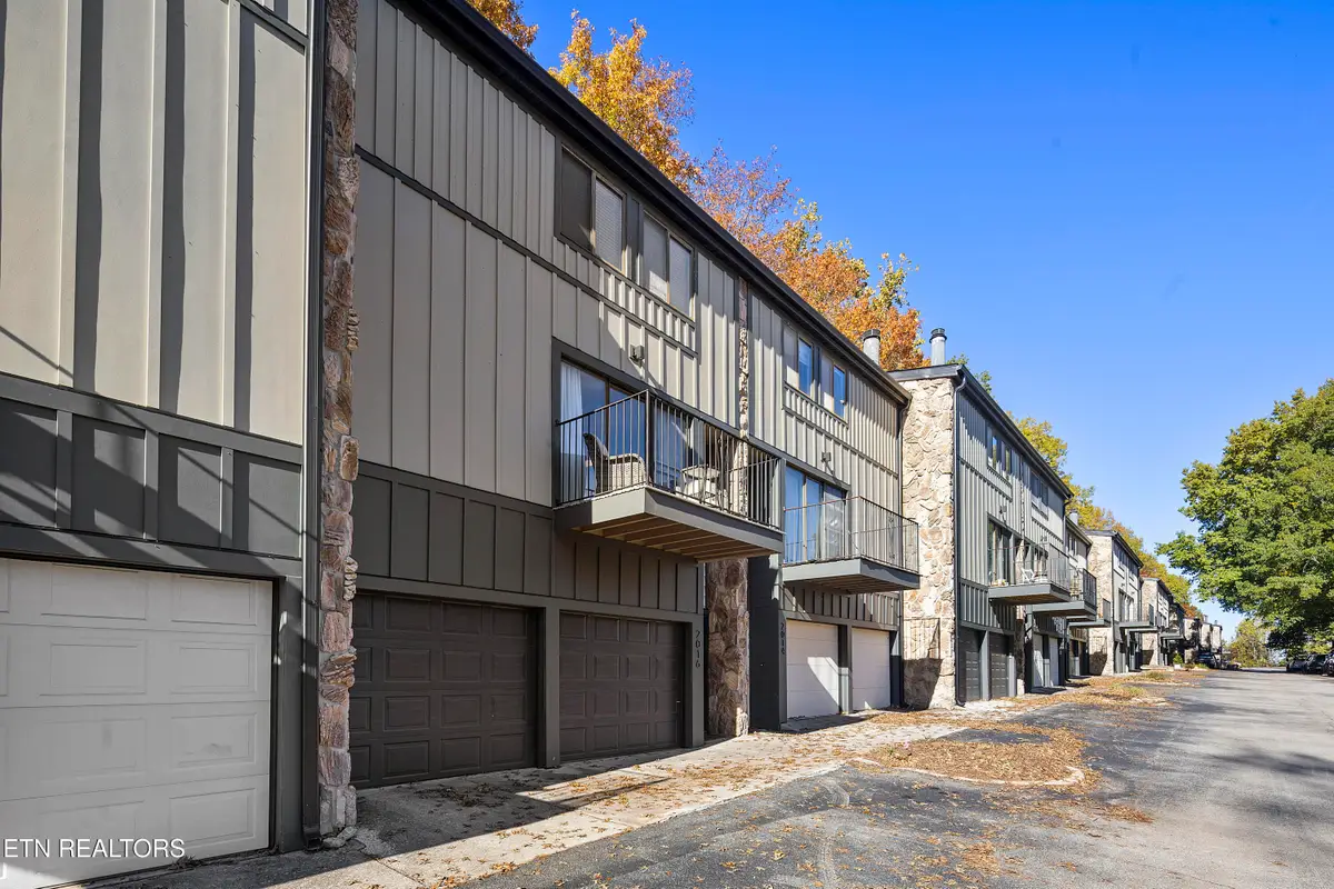 2016 Cherokee Bluff Drive, Knoxville, TN 37920 - #1