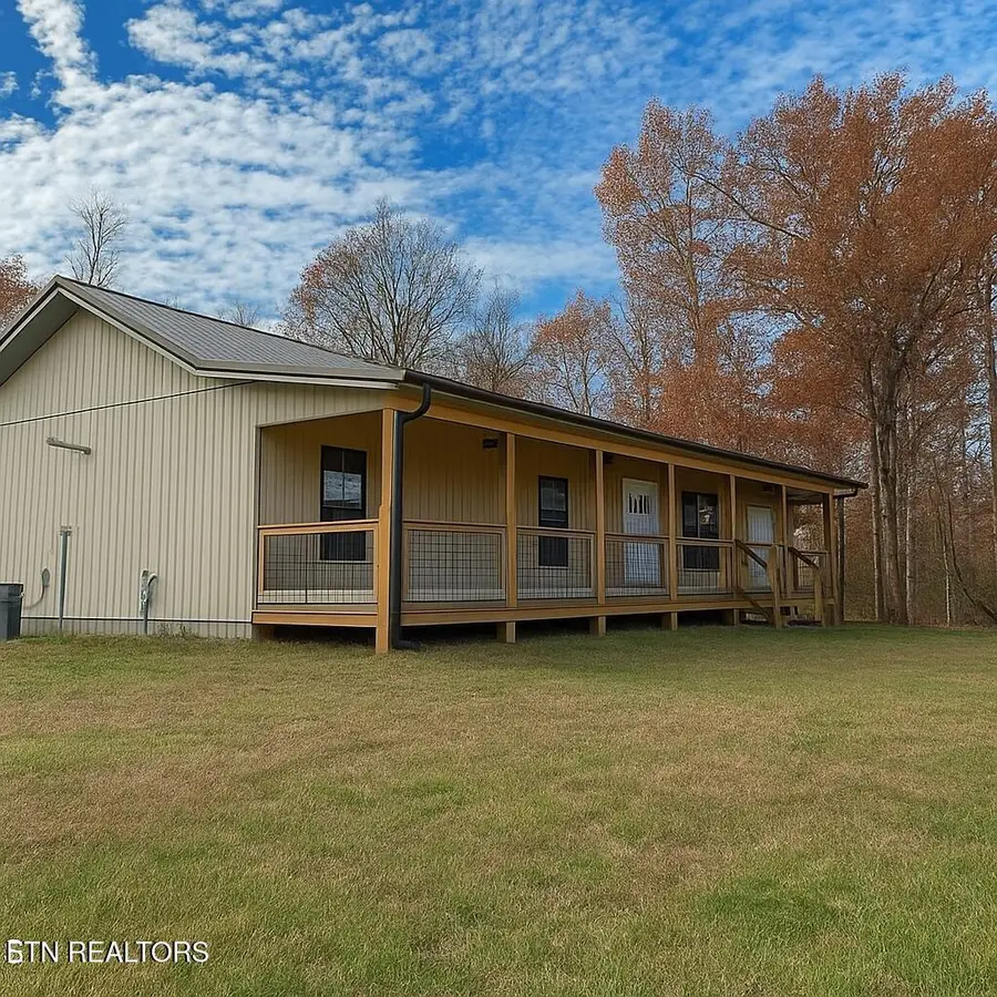 404 High St, Elgin, TN 37732 - #3