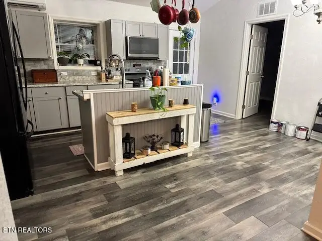 311 Bussell Ferry Rd, Lenoir City, TN 37771 - #3